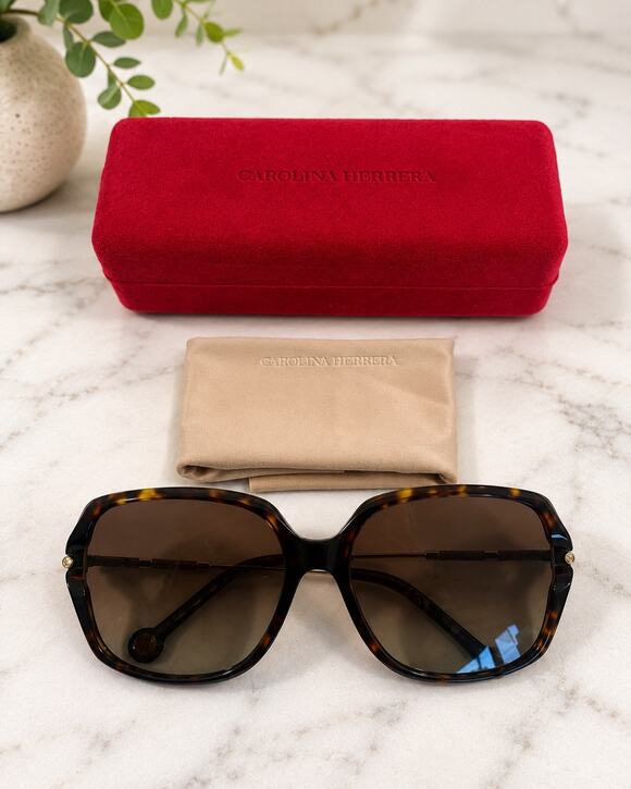 Carolina  Herrera Havana Oversized Square Tortoise Brown Gradient Sunglasses NWT main image 6